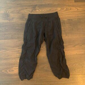 Ivivva by Lululemon Dance Studio Crops Youth Size 14
